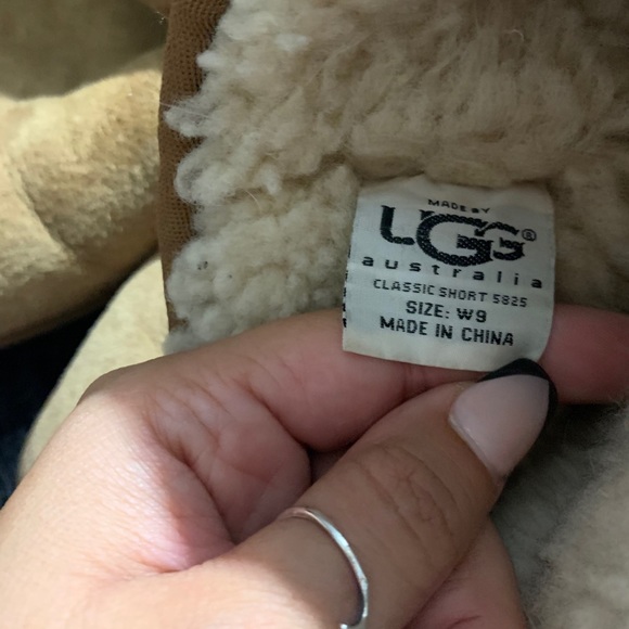 Chestnut UGGs - Picture 6 of 6